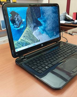 HP Sleekbook 15,ssd, win 11, batteria nuova