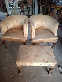 coppia poltroncine a pozzetto con pouf