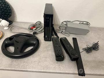 Nintendo WII nera +2 joystick,volante,justdance