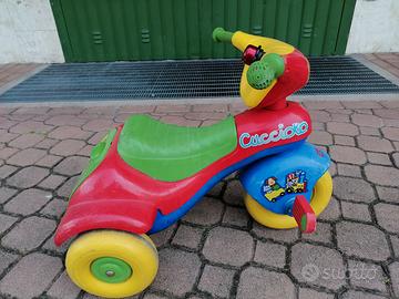 Triciclo arcobaleno cucciolo PEG PEREGO