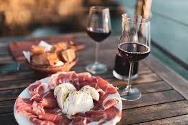 Attività di Ristorazione e Pizzeria