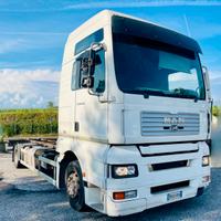 Man 18.350 motrice ribassato 315/60 trasp containe
