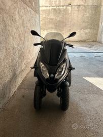 Piaggio MP3 300 hpe - 2023