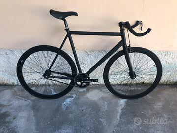 Pista e scatto fisso Dodici cicli