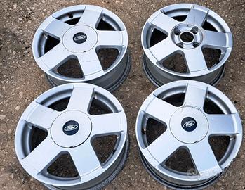 Cerchi in lega Ford R15 - R 15