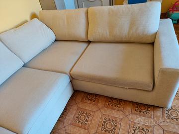 Divano 4 posti