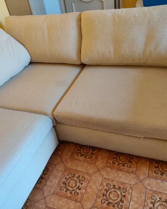 Divano 4 posti