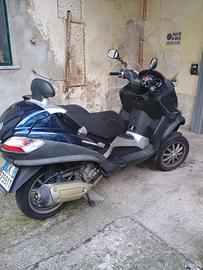 Piaggio X8 250 – 250cc – Scooter