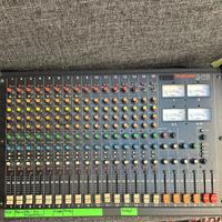 Tascam m216