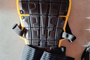 paraschiena moto Spidi