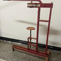 tappatrice per tappi di sughero