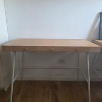 Scrivania Ikea usata Milano -ritiro mano Forlanini