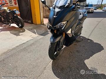 Subito - motostore vibo valentia - Yamaha T Max TMAX 530 ABS SX BLK - 2019  - Moto e Scooter In vendita a Vibo Valentia