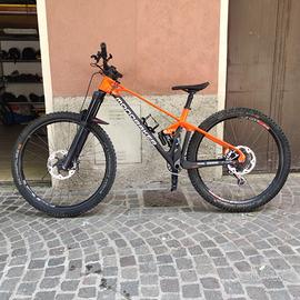 Mondraker Foxy carbon R