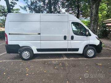 Furgone Boxer 2.2 HDI 140CV H2 L2
