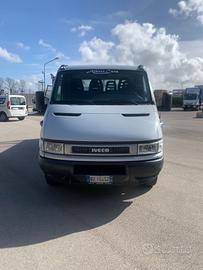 Iveco daily doppia cabina ribaltabile con sovra sp
