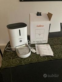 Ditributore automatico per gatti