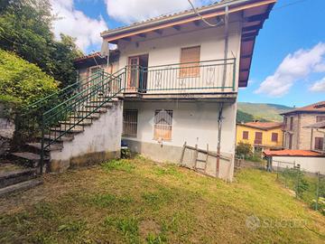 CASA SEMINDIPENDENTE A FABBRICA CURONE