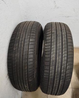 2 gomme Michelin 215/65/17 99v dell'anno 2019