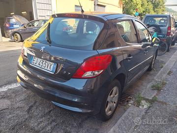 Peugeot 207 1.4 HDi