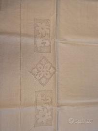 asciugamani lino ricamate