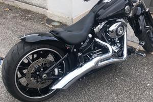 Harley davidson breakout anno 2015