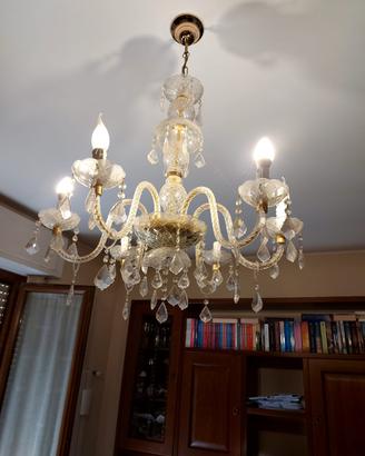 Lampadario di cristallo