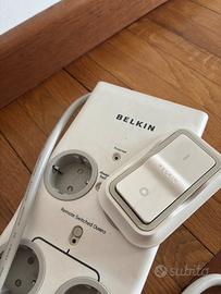 Belkin, ciabatta elettrica parafulmini