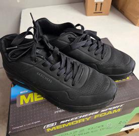 Skechers 42