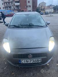 Grande punto con assicurazione