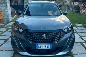Peugeot 2008 1.2 pure tech 130 cv navipack