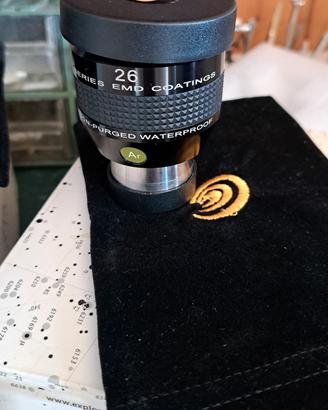 i 2 coppie  di oculari per astronomia binoculare o
