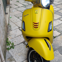 Vespa GTS 300 super sport