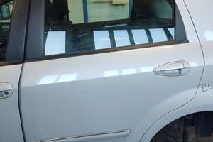 Porta posteriore sx FIAT GRANDE PUNTO EVO 2011