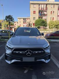 Gla 200d premium amg black line