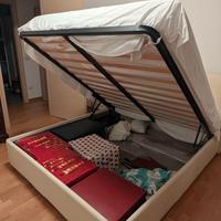 Letto matrimoniale con contenitore e materasso