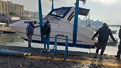 Mano Marine 24.50 2 motori diesel 120 cv