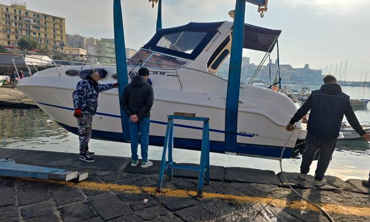 Mano Marine 24.50 2 motori diesel 120 cv