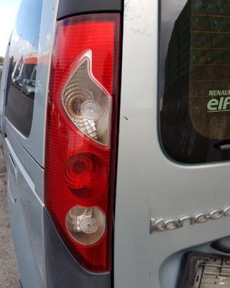 Fanale posteriore sinistro Renault Kangoo 2010