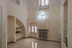 Casa antica, uso abitazione e/o ufficio, Terlizzi