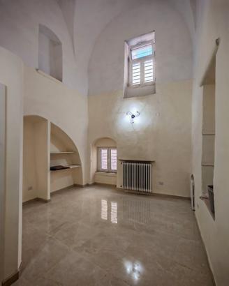 Casa antica, uso abitazione e/o ufficio, Terlizzi