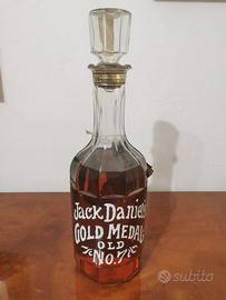 Whiskey Jack Daniels Gold Medals no.7