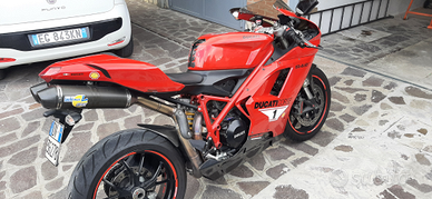 Ducati 848 evo