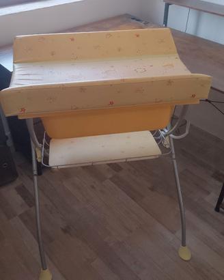Fasciatoio con Vaschetta Bagnetto Pieghevole