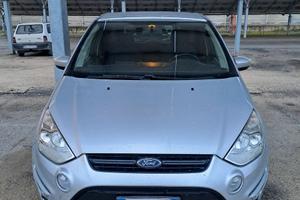 FORD SMAX 2015 7 POSTI CON GANCIO TRAINO