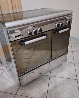 Cucina in accaio inox  marca GLEMGAS