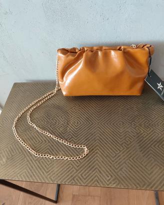 Pochette effetto simil pelle PrimaDonna 