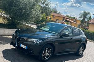 Alfa Romeo Stelvio Q4
