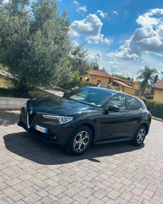 Alfa Romeo Stelvio Q4