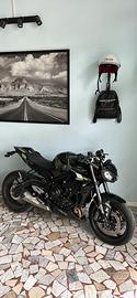 Triumph street triple 765 RS